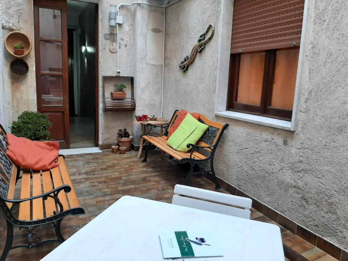 Il Vecchio Piano Lejlighed Castrovillari Eksteriør billede